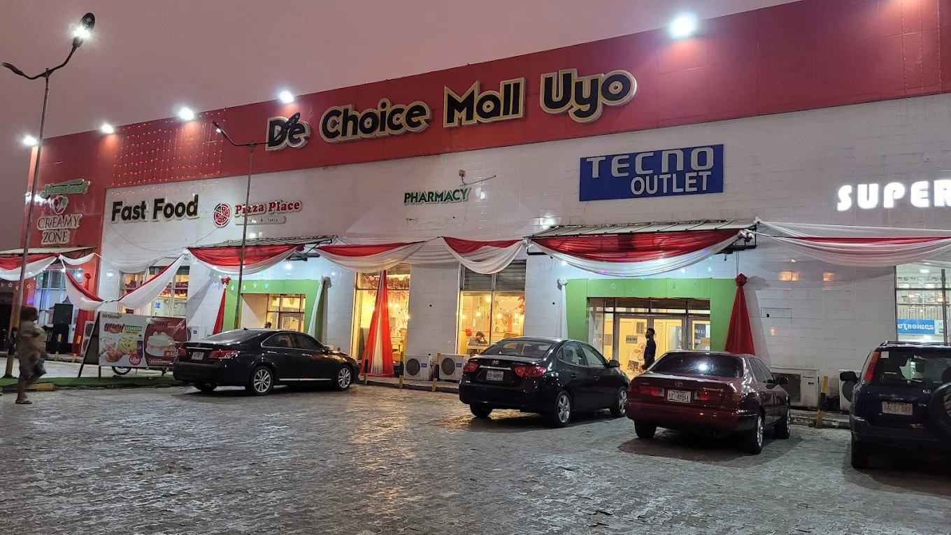 De Choice Lounge (Main Mall)